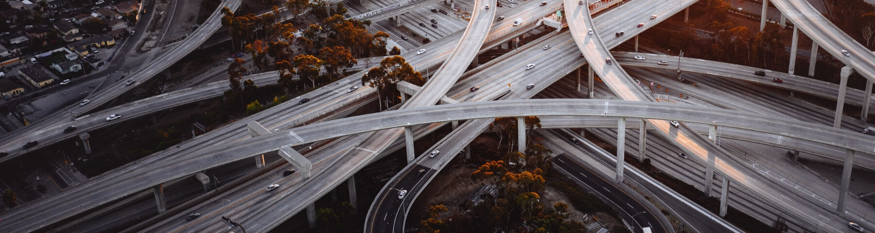 Oplossingen | IoT header | DataVisual Internet of Things | IoT oplossingen | DataVisual